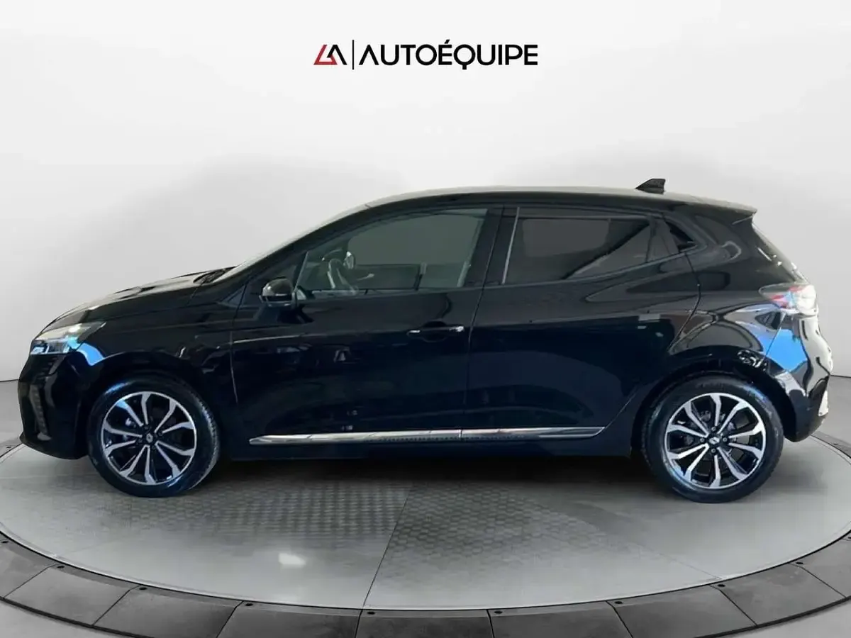 Usata Renault Clio V Techno 91 CV (66 kW) 2025 Nero Berlina