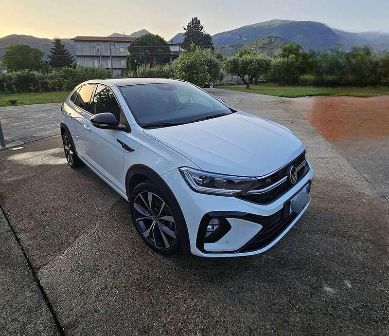 Usata VW Taigo R-line 110 CV (80 kW) 2023 Bianco SUV