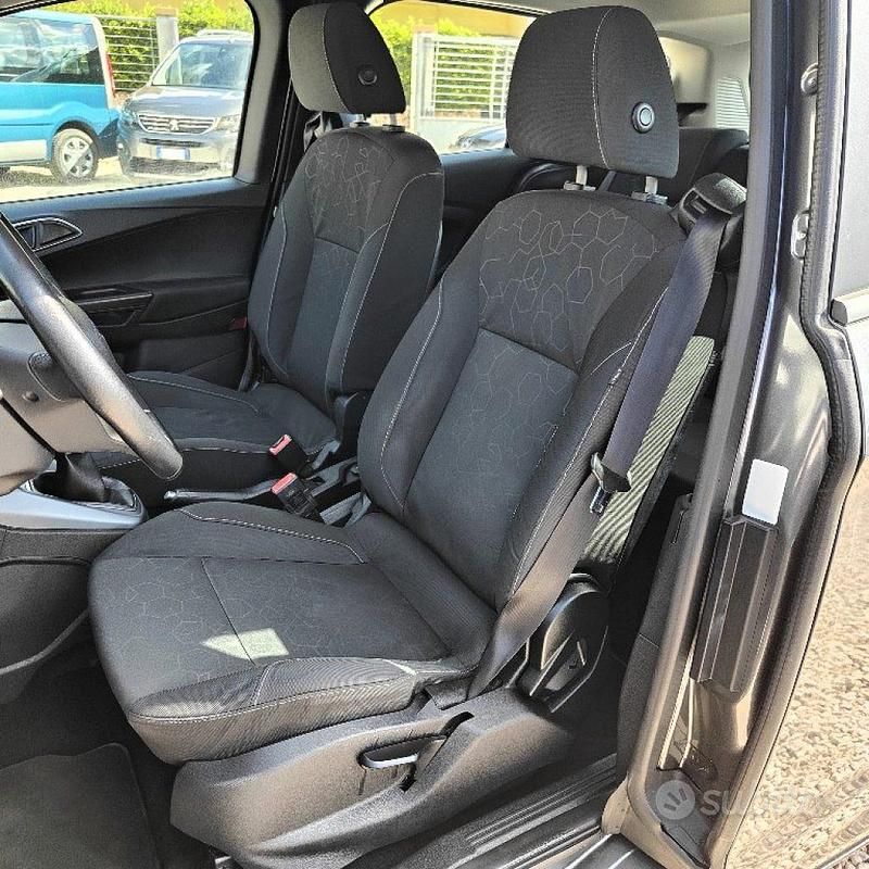 Begagnad Ford B-MAX 75 HK (55 kW) 2016 Grå Minibuss