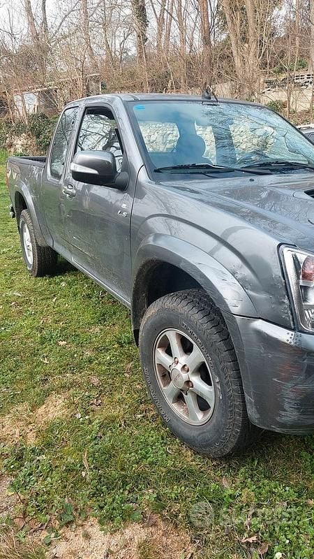 Usata Isuzu D-Max 2008 Grigio Pick-up