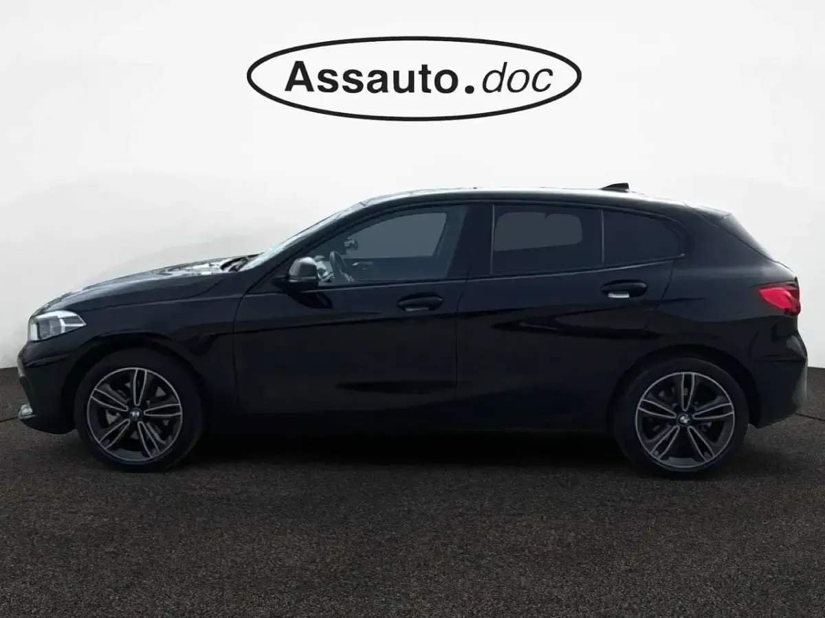 Usata BMW 118 Advantage 140 CV (102 kW) 2020 Nero Berlina