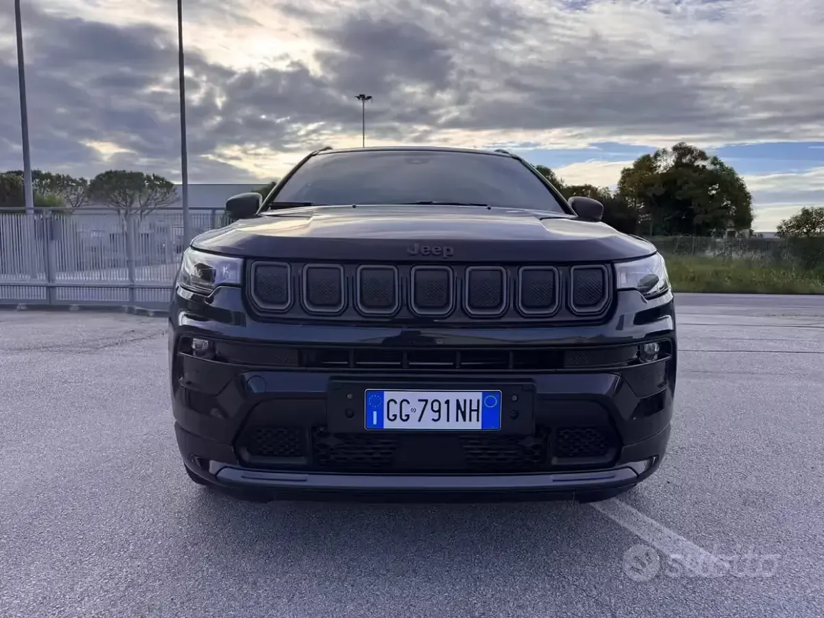 Usata Jeep Compass 131 CV (96 kW) 2021 Nero SUV