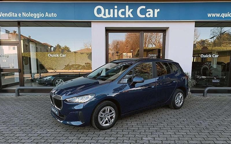 Usata BMW 218 150 CV (110 kW) 2023 Phytonic blue Monovolume