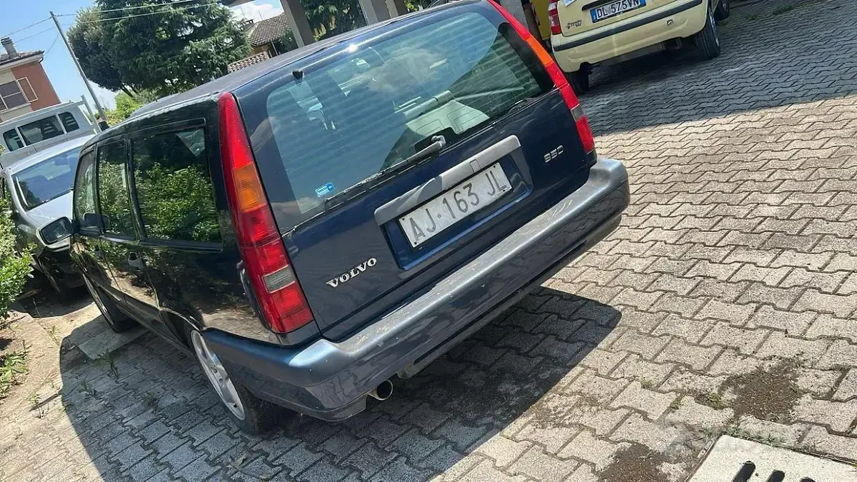 Usata Volvo 850 143 CV (105 kW) 1995 Blu Station wagon