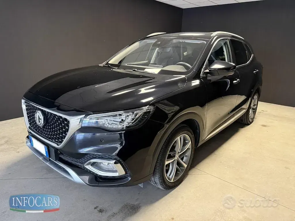 Usata MG HS Luxury 162 CV (119 kW) 2023 Nero metallizzato SUV