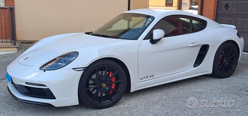 Bianco Usata 2021 Porsche 718 Cayman Coupé | 92.000 € (Cara) - Immagine 1/4