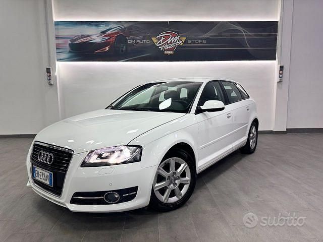 Usata Audi A3 Sportback Ambition 105 CV (77 kW) 2011 Bianco Utilitaria