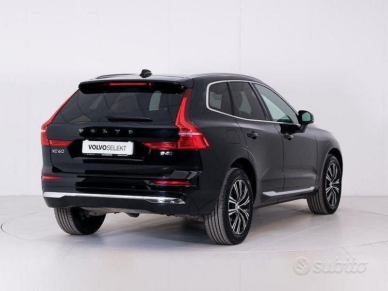 Usata Volvo XC60 Inscription 197 CV (144 kW) 2021 Nero SUV