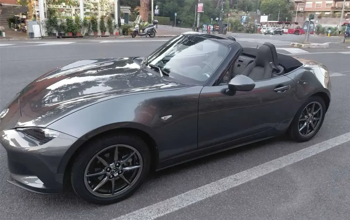 Usata Mazda MX5 Exceed 132 CV (97 kW) 2019 Grigio Cabrio