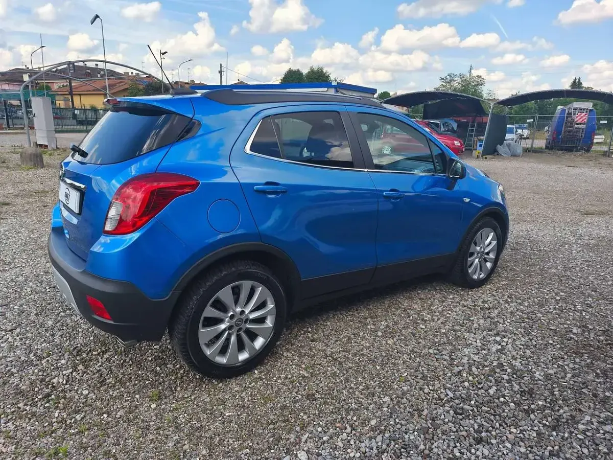 Usata Opel Mokka Cosmo 140 CV (102 kW) 2016 Blu/azzurro SUV