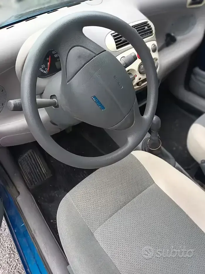 Usata Fiat Seicento 54 CV (39 kW) 2006 Blu Utilitaria