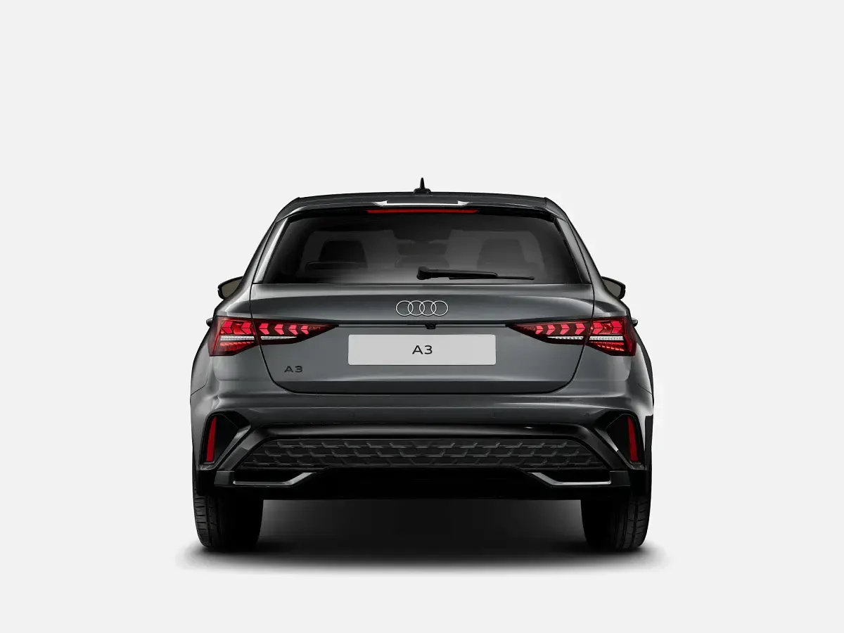 Nuova Audi A3 S-Line 204 CV (150 kW) 2026 Grigio daytona perla