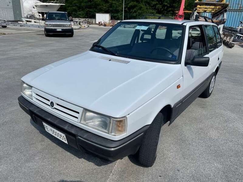 Bianco Usata 1992 Innocenti Elba Tre volumi | 4600 € - Immagine 1/4