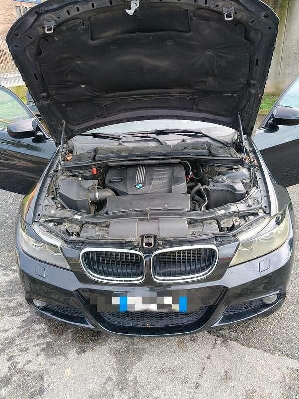 Usata BMW 320 M Sport 184 CV (135 kW) 2011 Nero Berlina