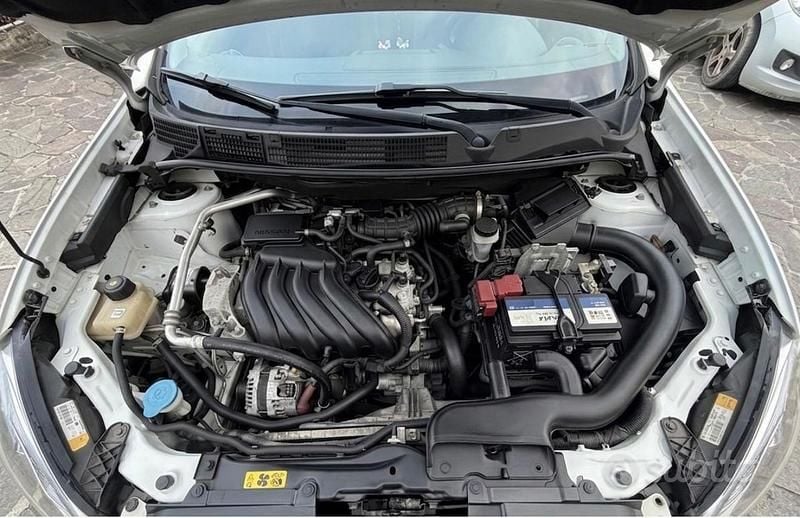 Usata Nissan Qashqai 141 CV (103 kW) 2012 Bianco SUV