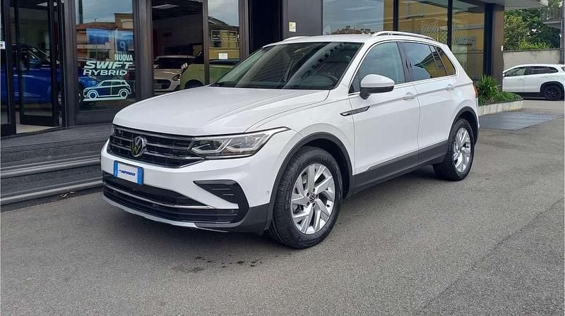 Usata VW Tiguan Elegance 150 CV (110 kW) 2021 Bianco SUV