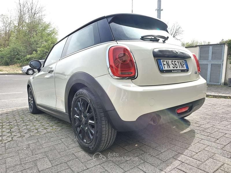 Usata Mini ONE 75 CV (55 kW) 2014 Bianco Utilitaria