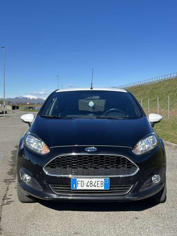 Usata Ford Fiesta 101 CV (74 kW) 2016 Berlina