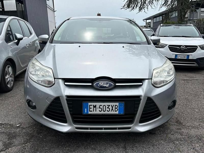 Usata Ford Focus Titanium 125 CV (91 kW) 2012 Argento Berlina