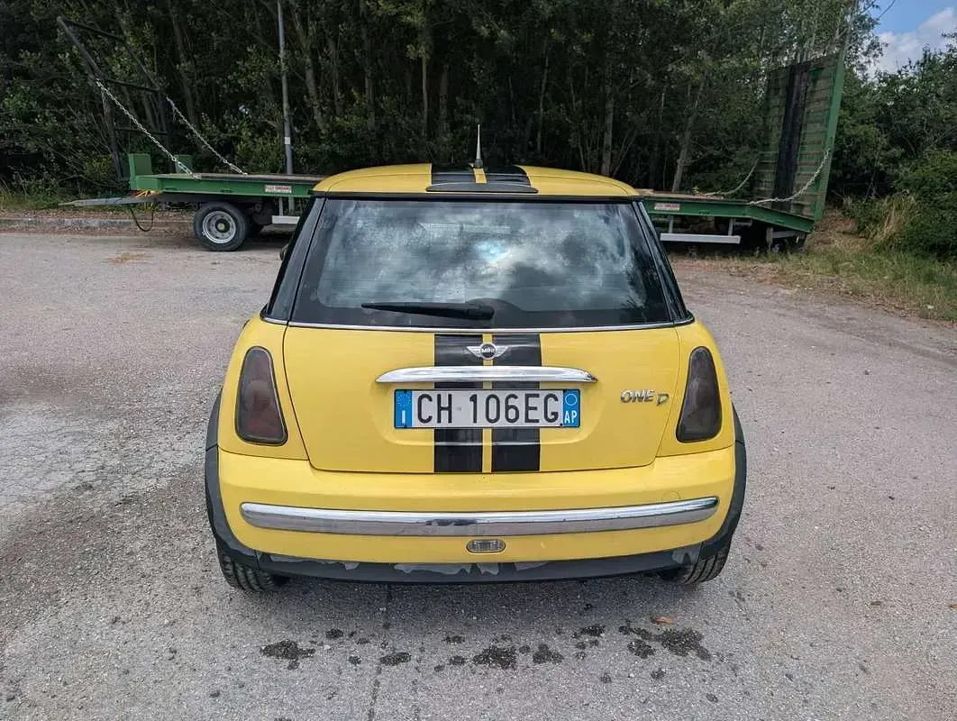 Usata Mini One D 75 CV (55 kW) 2003 Utilitaria