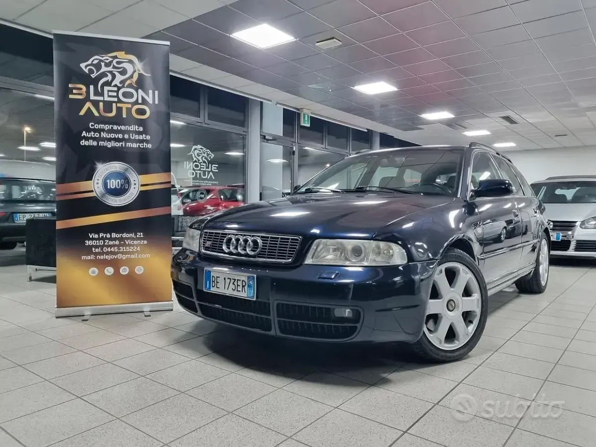 Begagnad Audi S4 Ambiente 265 HK (194 kW) 1999 Kombi