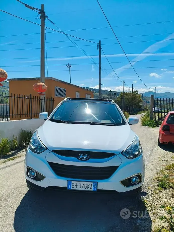 Usata Hyundai ix35 Comfort 184 CV (135 kW) 2012 Bianco SUV