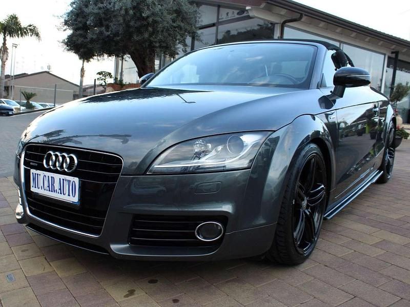 Grigio Usata 2012 Audi TT Roadster Advanced Cabrio | 19.500 € (Cara) - Immagine 1/4