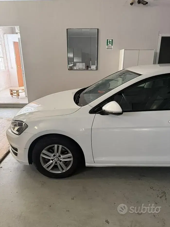 Usata VW Golf VII Trendline 90 CV (66 kW) 2015 Bianco Berlina