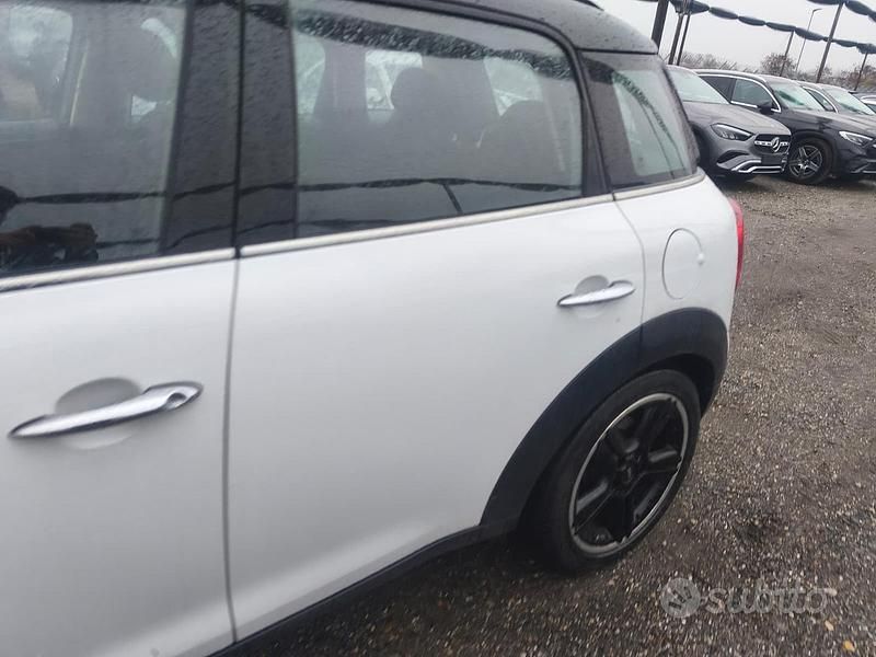 Usata Mini Cooper SD Countryman 142 CV (104 kW) 2011 Bianco SUV