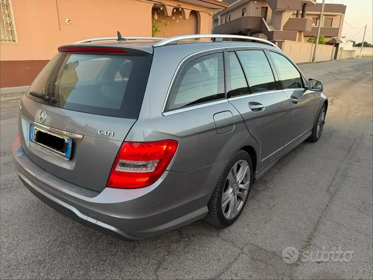 Usata Mercedes C220 Avantgarde 170 CV (125 kW) 2013 Grigio Station wagon