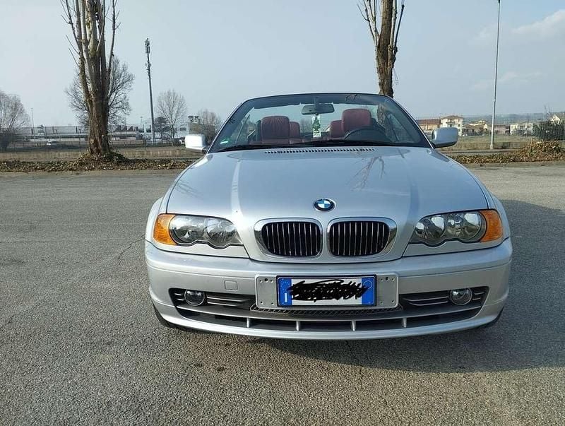 Usata BMW 330 Cabriolet 231 CV (169 kW) 2000 Cabrio