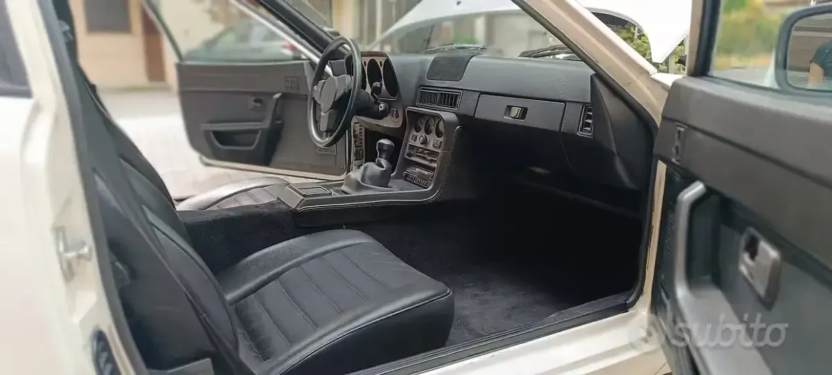 Usata Porsche 944 163 CV (119 kW) 1984 Bianco Coupé