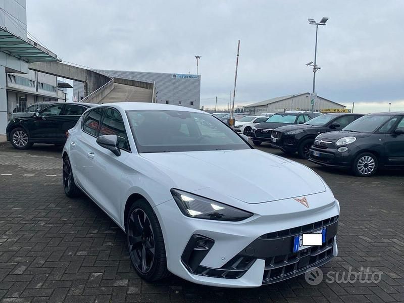 Usata Cupra Leon 150 CV (110 kW) 2025 Bianco Berlina