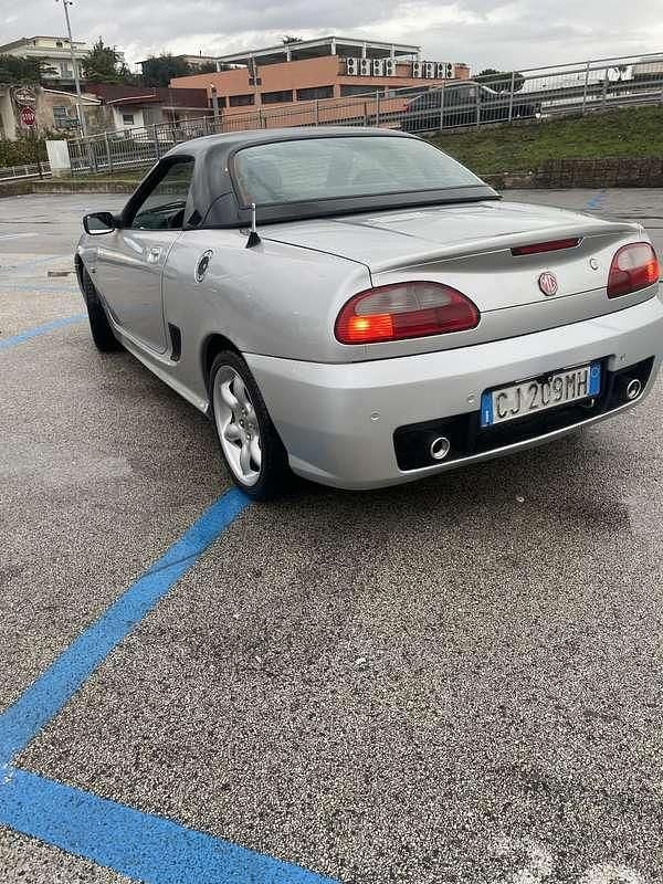 Usata MG TF 116 CV (85 kW) 2003 Cabrio