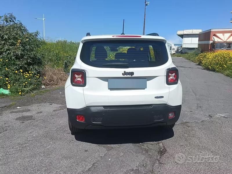 Usata Jeep Renegade Longitude 120 CV (88 kW) 2016 Bianco SUV