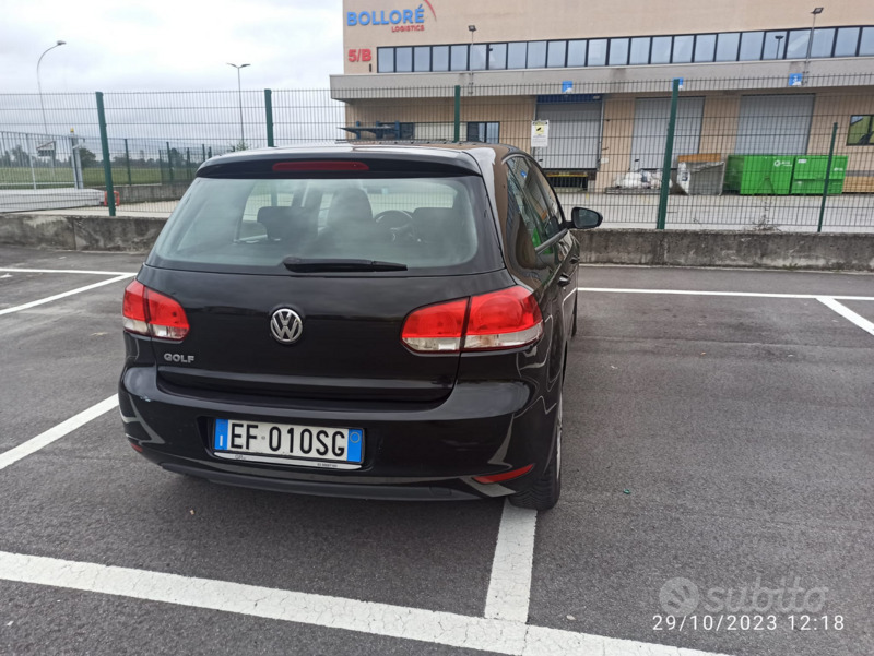 Usato 2010 VW Golf VI 1.4 Benzin 80 CV (6.500 €)