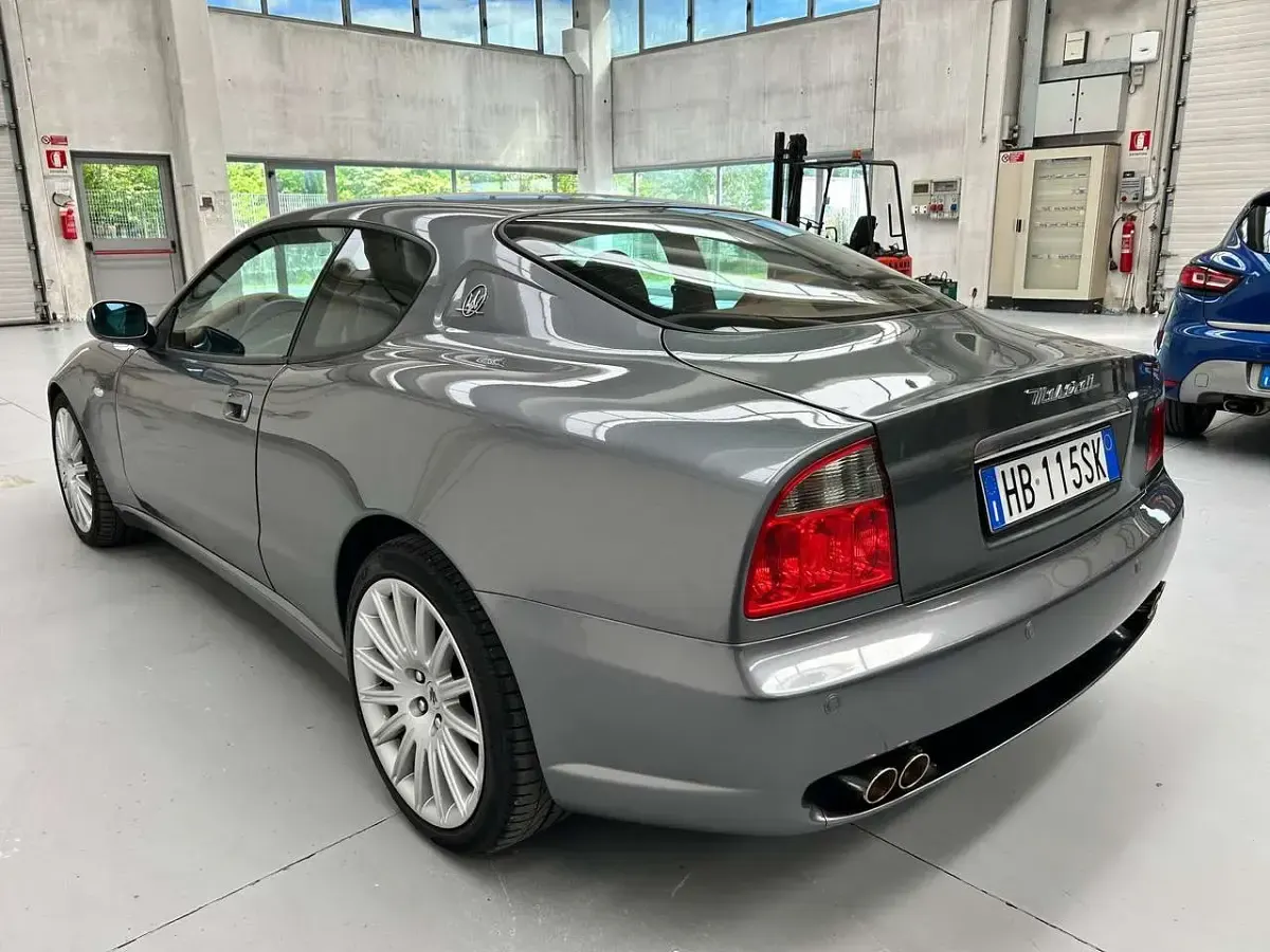 Usata Maserati Coupé 390 CV (286 kW) 2002 Grigio Coupé