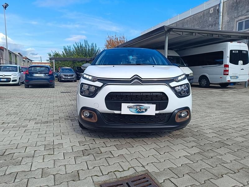 Bianco Usata 2023 Citroën C3 Feel Due volumi | 13.500 € (Buon prezzo) - Immagine 1/4
