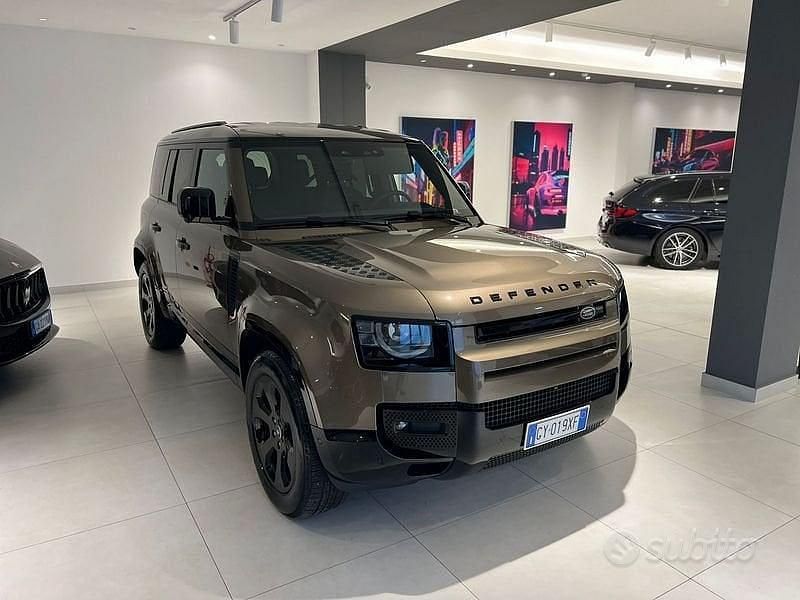 Occasion Land Rover Defender SE Dynamic 200 ch (147 kW) 2025 Marron SUV
