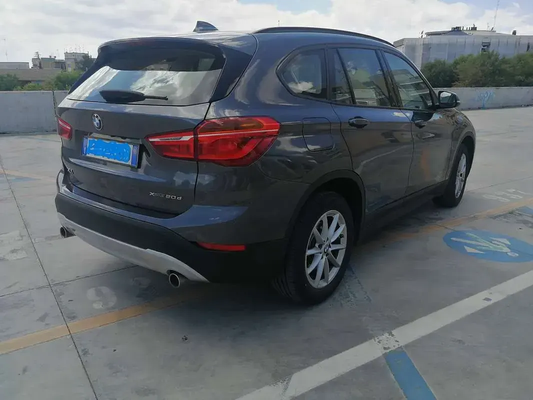Usata BMW X1 Advantage 190 CV (139 kW) 2019 Grigio SUV