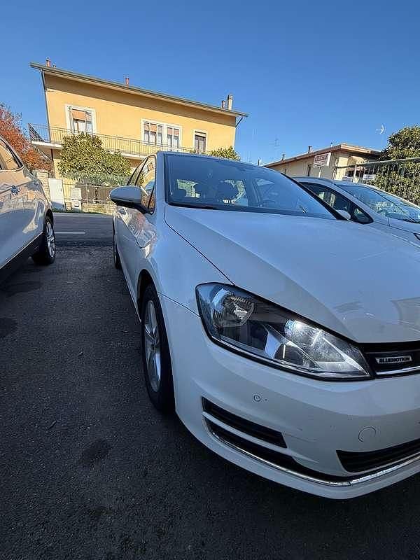 Usata VW Golf VII Highline 110 CV (80 kW) 2014 Bianco Berlina