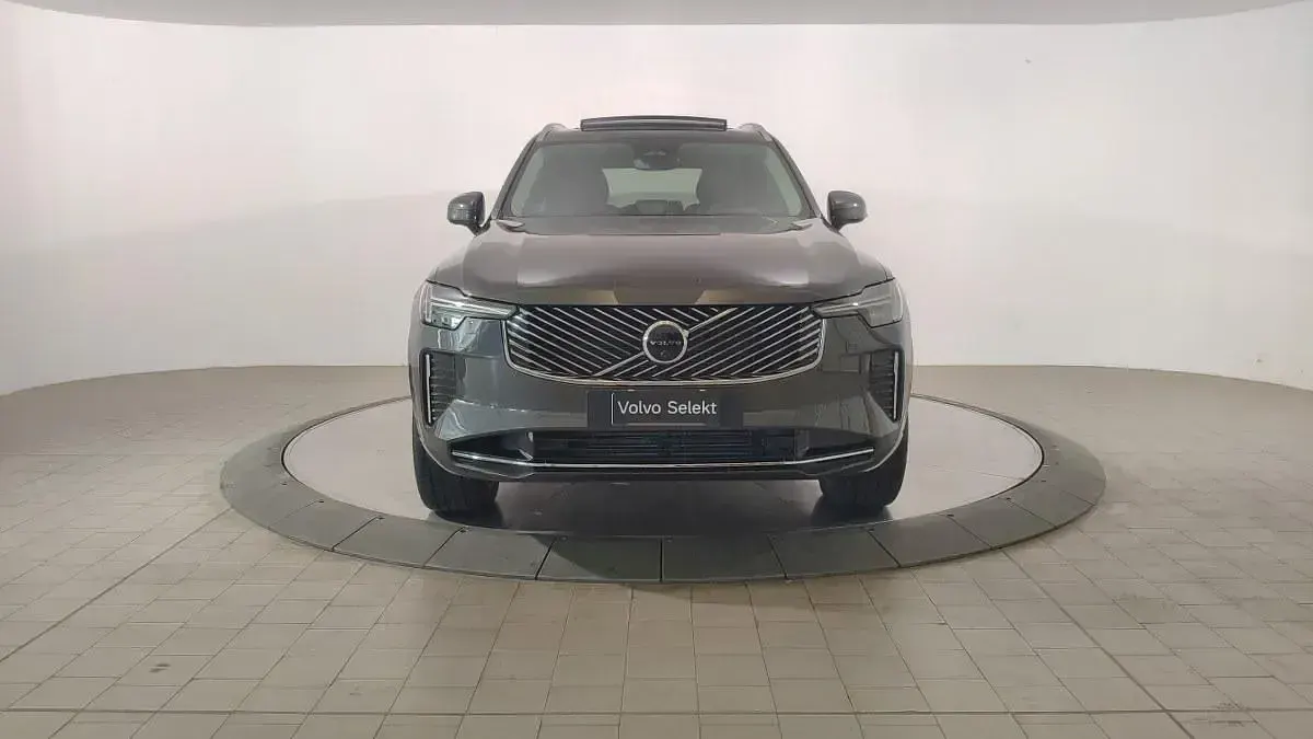 Usata Volvo XC90 Ultra 310 CV (228 kW) 2025 Grigio SUV