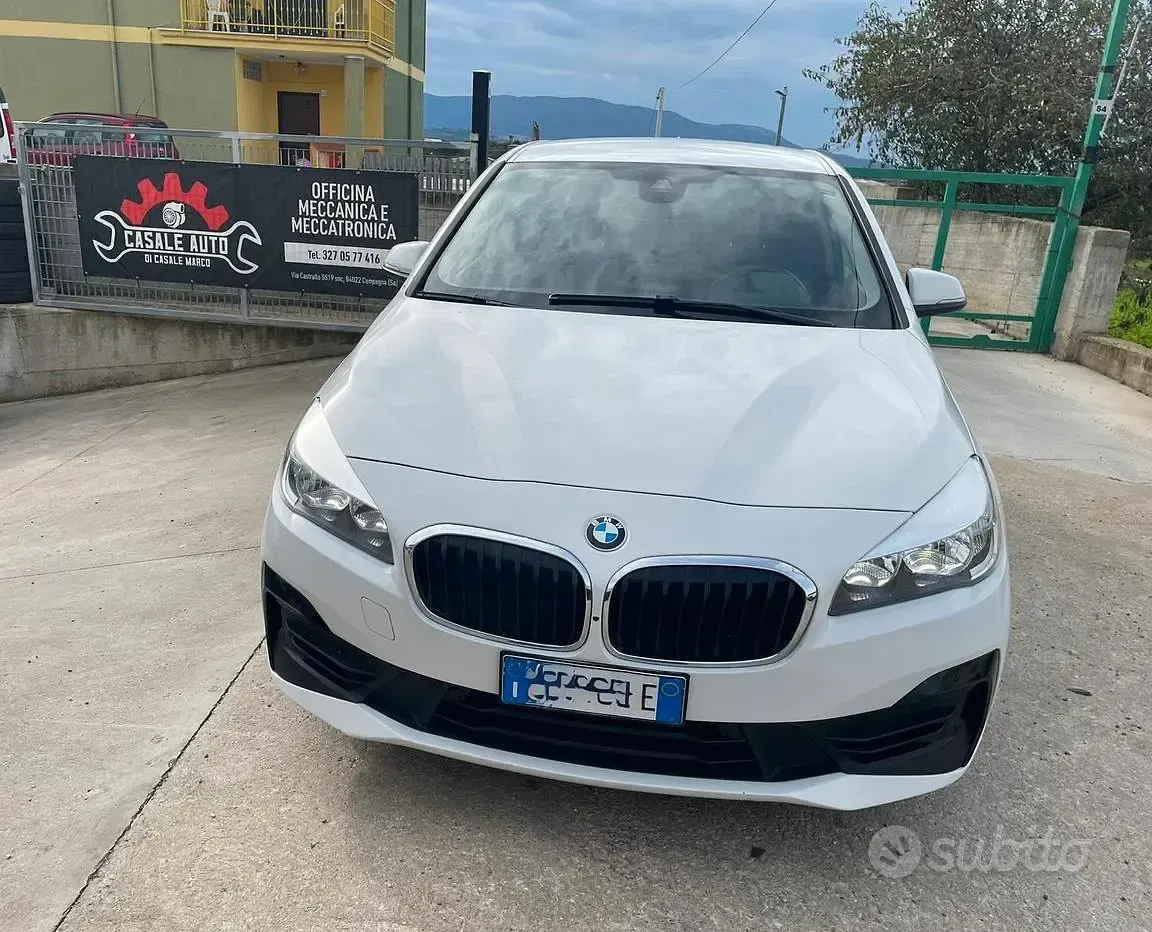 Usado BMW 216 Advantage 116 HP (85 kW) 2018 Branco Carrinha