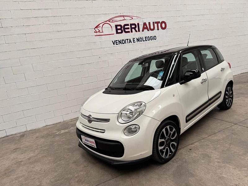 Usata Fiat 500L Lounge 95 CV (69 kW) 2012 Bianco Monovolume