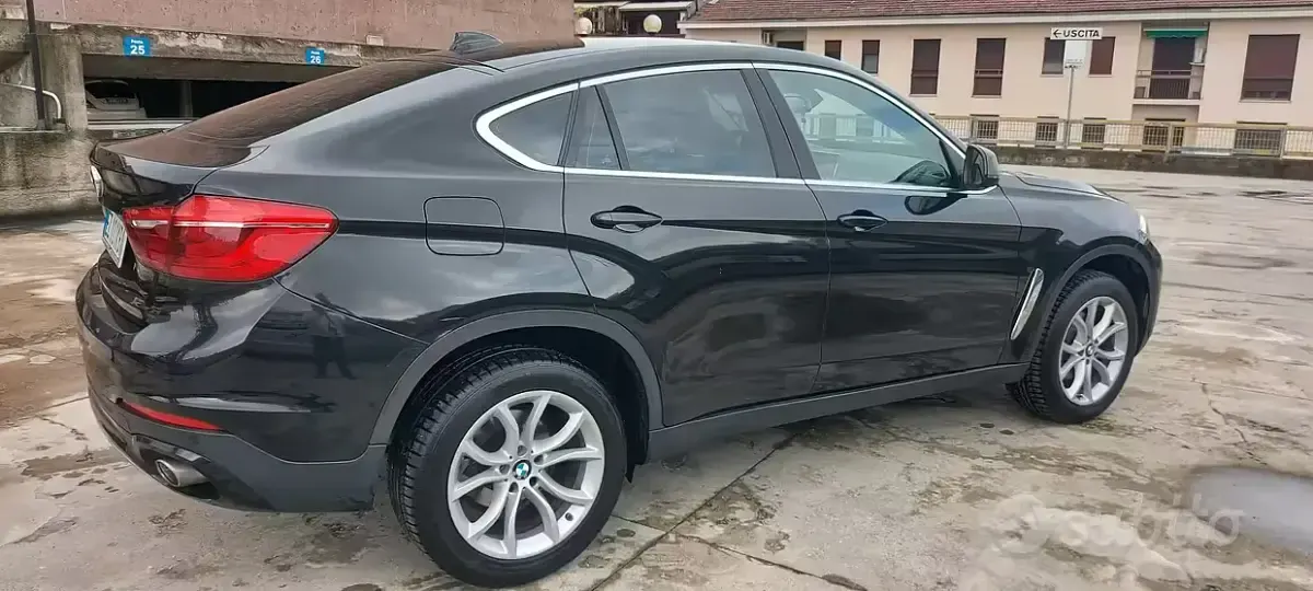 Usata BMW X6 258 CV (189 kW) 2015 Nero SUV