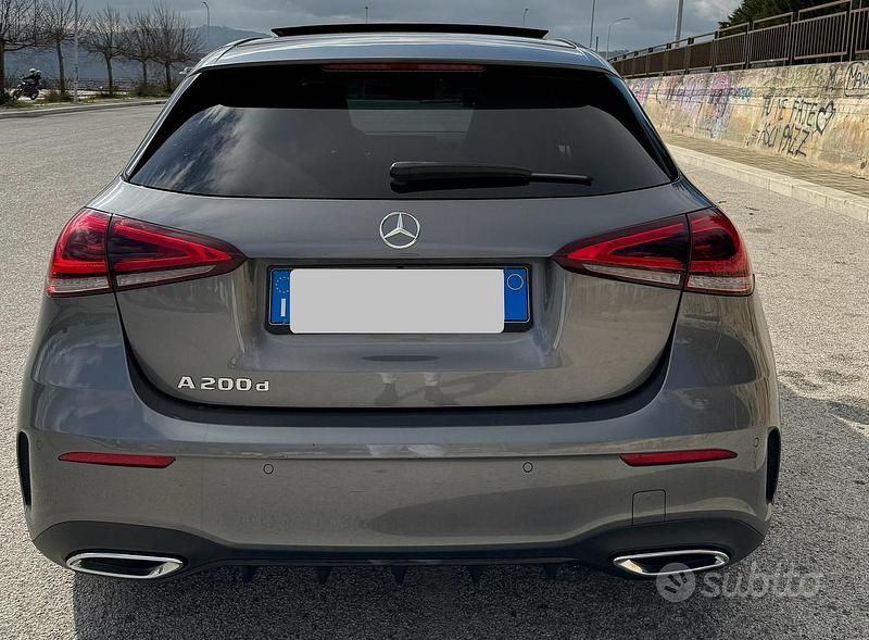 Usata Mercedes A200 Premium 150 CV (110 kW) 2021 Grigio Berlina