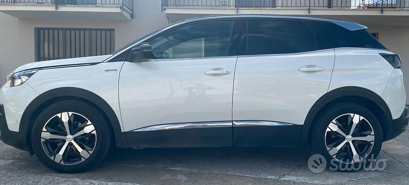 Usata Peugeot 3008 GT-line 131 CV (96 kW) 2018 Bianco SUV