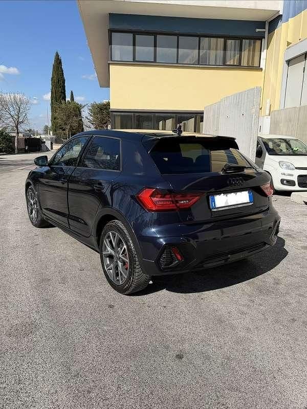 Usata Audi A1 110 CV (80 kW) 2021 SUV