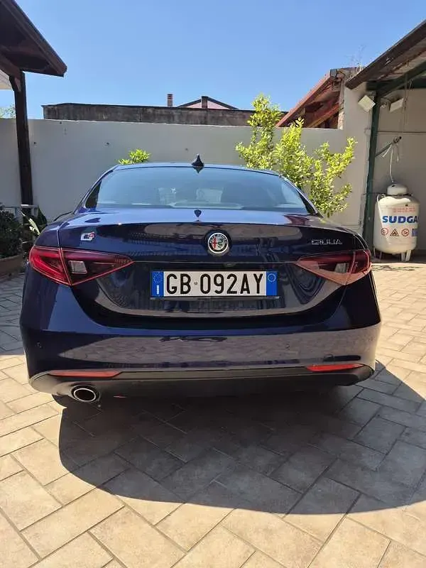 Usata Alfa Romeo Giulia Executive 160 CV (117 kW) 2020 Berlina