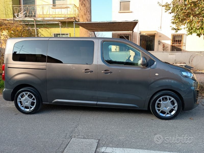 Grigio Usata 2018 Citroën Spacetourer Furgone | 26.500 € (Buon prezzo) - Immagine 1/4